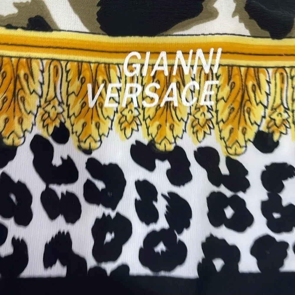 Gianni Versace Black and yellow Silk Scarf